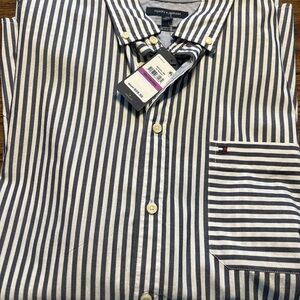 Tommy Hilfiger Men's Navy and White Striped Shirt